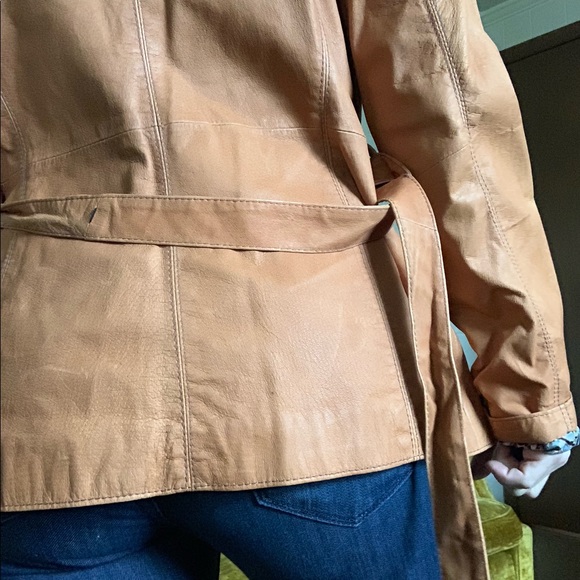 Wilson’s Leather women’s Coat with belt - Picture 13 of 15